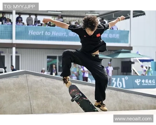 杭州飞盘队在滑板精英赛中以83分稳居积分榜首位